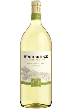 Picture of Woodbridge Sauvignon Blanc 1.5 Litre